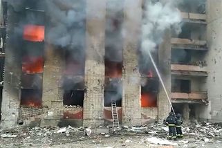 Masivní bombardování a humanitární katastrofa. Město Černihiv volá o pomoc - Novinky